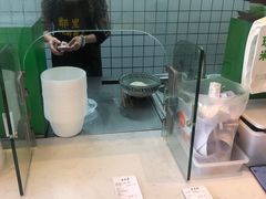 -蒙自源米线大王(东莞虎门印象店)