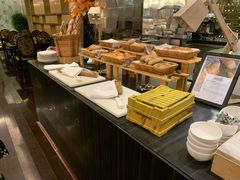 面包甜点陈列柜-圣丰索菲特·2 On 988 Café 自助餐厅