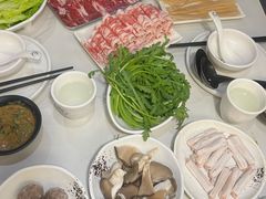 -德林酸菜鱼火锅(南丹店)