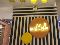 -meland club亲子乐园(重庆万象城店)