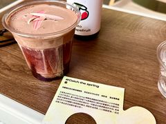 春-HUGS coffee(东区店)