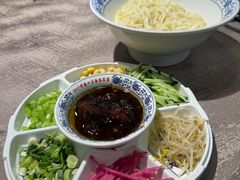 老北京炸酱面-老浒记烤鸭-北京菜(琉璃厂店)