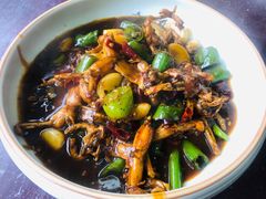 红烧青蛙-佳佳麻辣烧菜馆