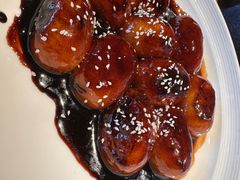 -帅巴人舅母子腊蹄民俗村