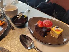 -美食汇自助餐厅(成都万达瑞华酒店)