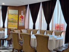 -老人和饭店(淮海中路店)