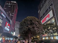 -观音桥步行街