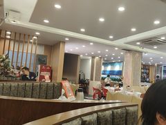 -粤盛海鲜平价店(洛溪食街店)