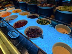 -广州万富希尔顿酒店·感趣自助餐厅·金秋蟹宴生蚝海鲜刺身烧烤