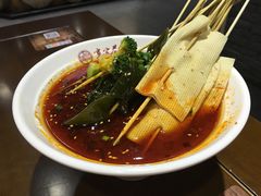 成都钵钵鸡-张氏宽窄巷成都名小吃(茂业百货华强北店)