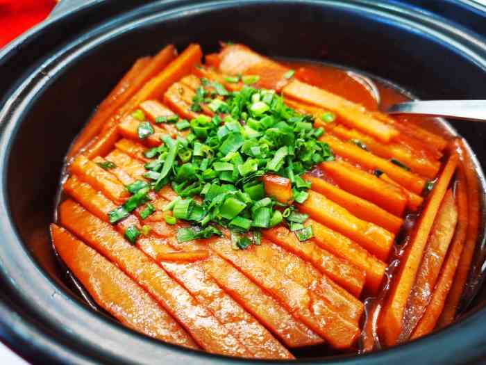 品膳房精菜坊(美兰湖店)-"在美兰湖风景区里,开车过来十分方便,主要.