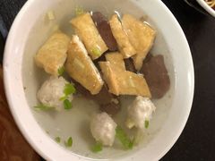 -松树干拌面店