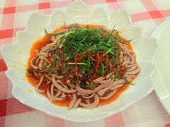 -洪霞餐馆·川菜·鲜货现炒(两江春城店)