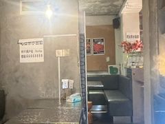 -粉八·云南米线·建水烧烤(常熟路店)