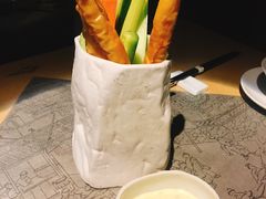 -穹六人间 people 6(岳阳路店)
