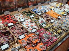 零售区-来伊份(仙霞路五店)