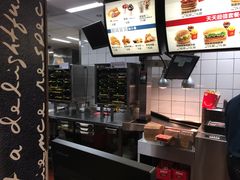 -麦当劳(杨高南路店)