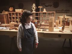 -几个木匠匠人厨房