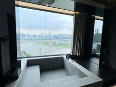 -Yolo私汤温泉设计师酒店(重庆南滨路店)