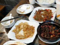 -临街徽菜馆·正宗黄山味
