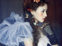 -贺加贝化妆美甲培训学校