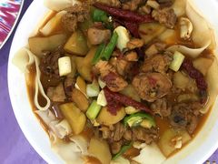 新疆大盘鸡-新疆巴州金丝特餐厅(大钟寺店)