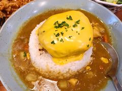 咖喱牛肉汉堡饭-红小满休闲餐厅(十全街店)