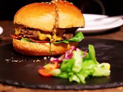 -HIGH FIVE哈福手工汉堡(桂林路店)