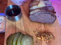 烟熏慢烤牛胸肉-VIKING SALOON西部美式烟熏烤肉(和平路店)