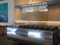 -星巴克臻选(上海合生汇1F店)