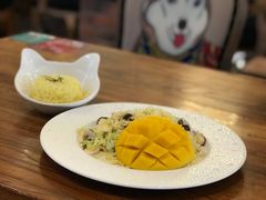 -more than meow吴止猫主题餐厅(承德 中船汇店)