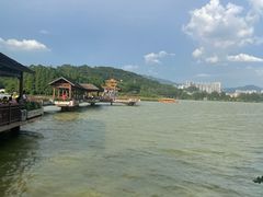 -星湖旅游景区七星岩