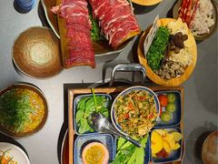 云南酸辣锅底-楠小云·云南鲜菌·鲜牛自助火锅(九眼桥店)
