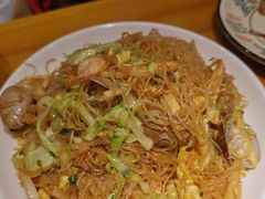 海鲜炒粉干-丁记盐蘸牛肉·新杭菜(河东路店)