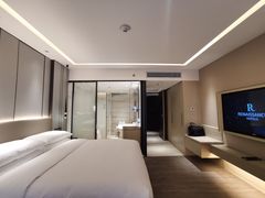 -深圳彭年万丽酒店