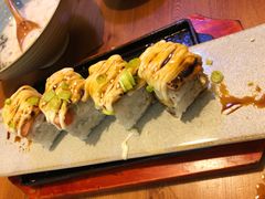 火炙三文鱼卷-信日本料理(信义坊店)