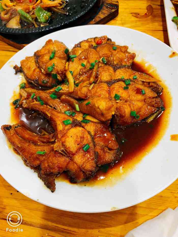 波波饭店-"小分队徒步四小时结束,说要一起吃饭,然后.