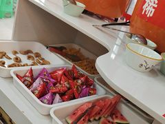 -休记光头香辣蟹干锅(绵竹店)