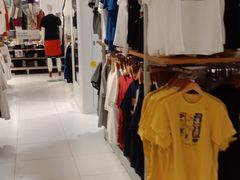 -优衣库(北京万柳华联购物中心店)