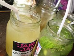 -Cocomangas Shooter Bar
