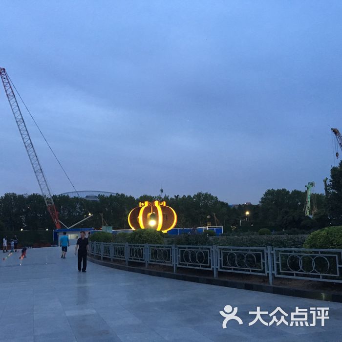 郑州市绿城广场