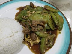凉瓜肉片饭-新威港式茶餐厅(松岗天虹店)
