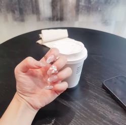 -艾薇美甲美睫