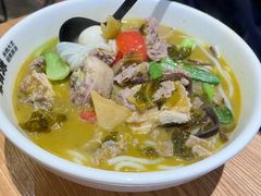 -蒙自源米线大王(花园城商场店)