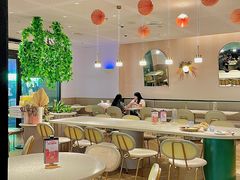 -必胜客(WOW中心城店)