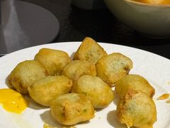 -菌自由丨野生菌火锅特色庭院餐厅(丽江古城店)