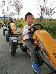 -季高兔窝窝亲子园(上海薰衣草公园店)