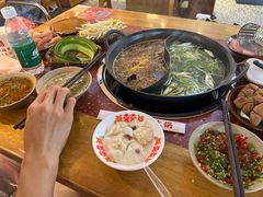-赵美丽·重庆社区火锅·直营店(火车东站·中豪国际店)