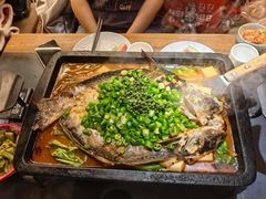 -夯鱼烤鱼·尔滨地标美食(中央商场店)
