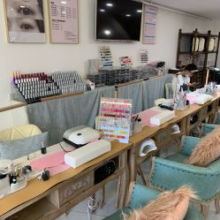 点击看大图 -赫本轻奢美颜中心